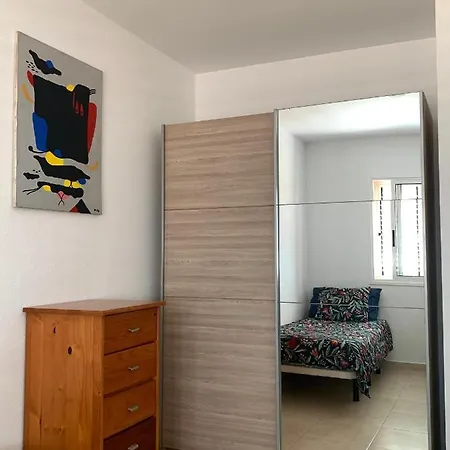 Front Apartment *
